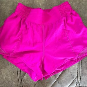 Lululemon Hotty Hot High rise 2.5 in inseam